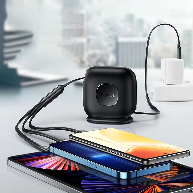 Retractable 3-in-1 Charger