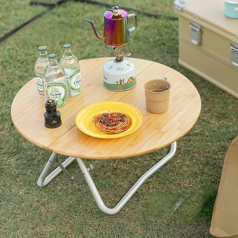 Folding Round Table
