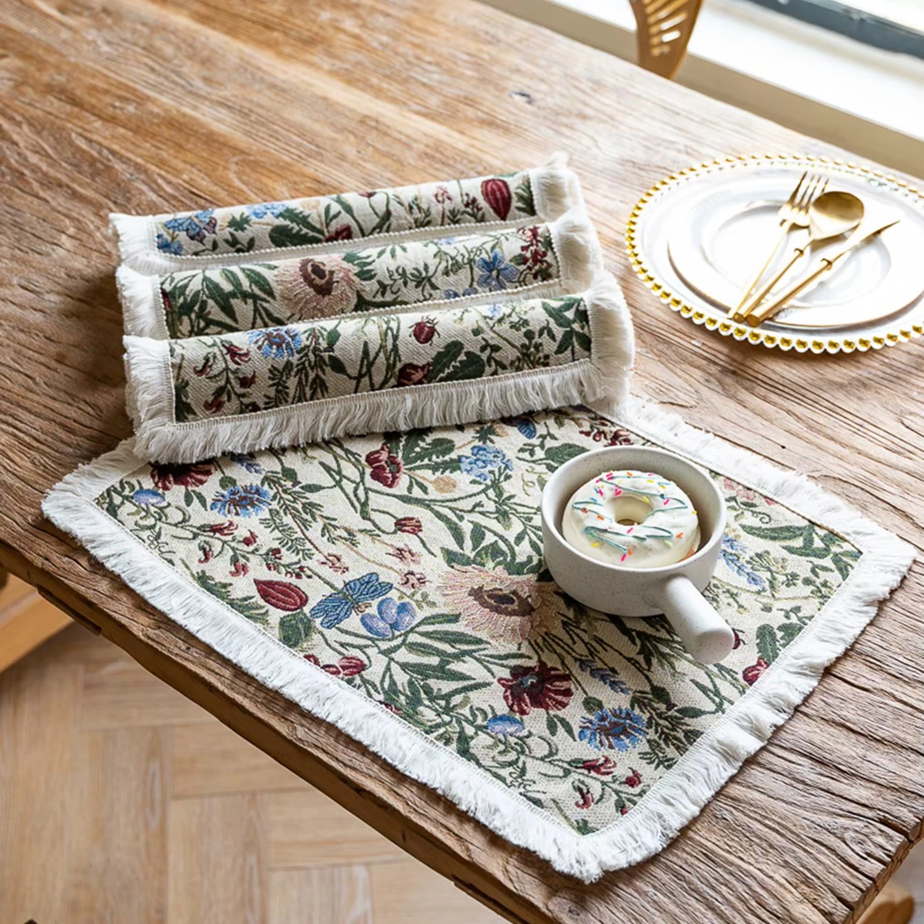 Tassel Floral Placemat