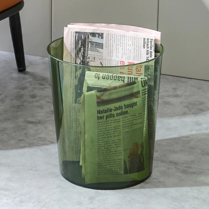 Simple Transluscent Trash Can