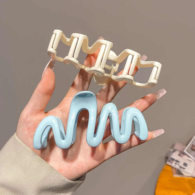 Jelly Wave Hair Clip
