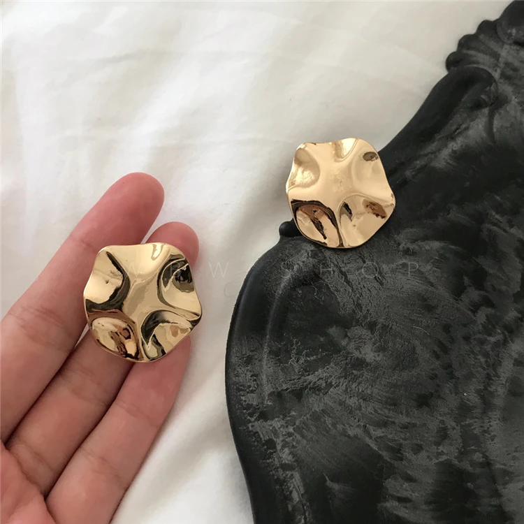 Gold Circle Earrings
