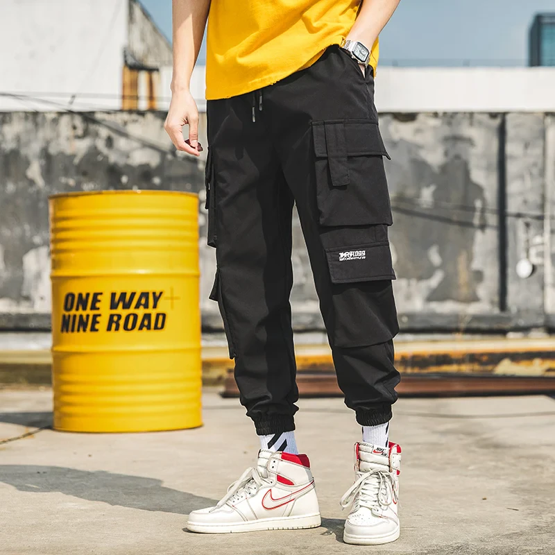 Relaxed Cargo Pants