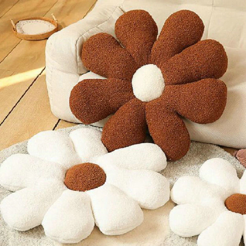 Plush Daisy Pillow