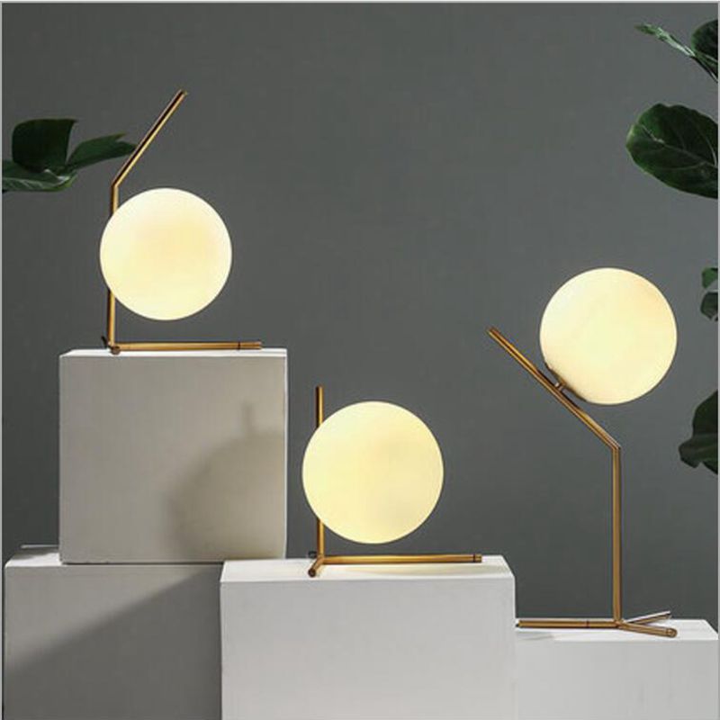Minimalist Nordic Globe Table Lamp