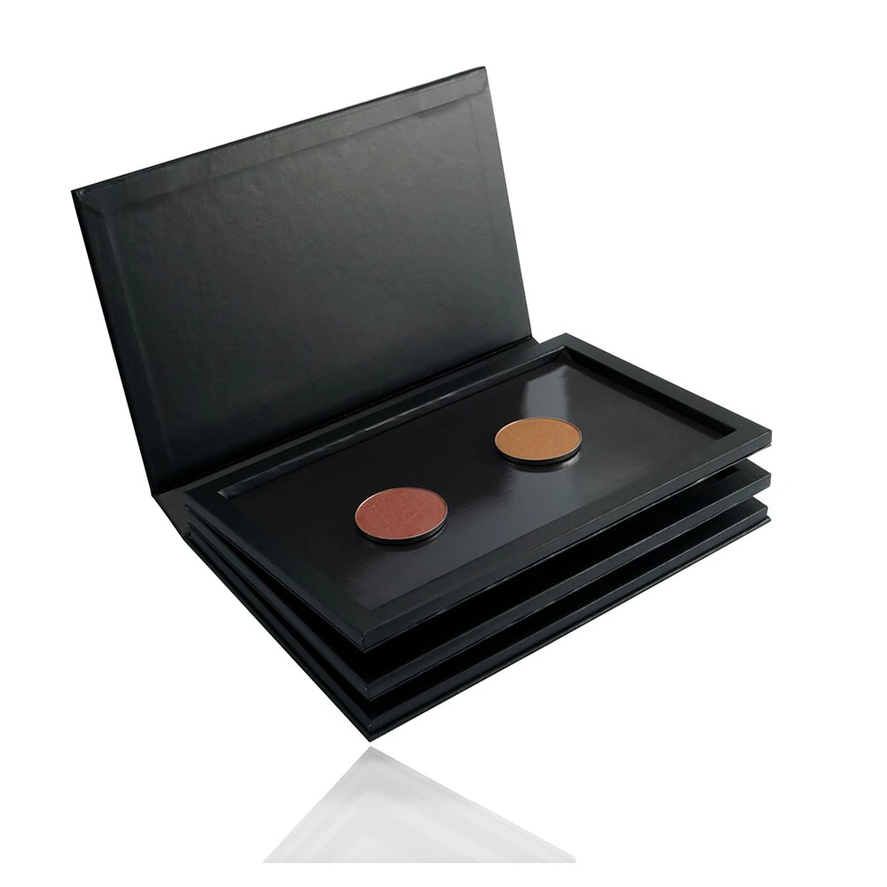Layered Magnetic Eyeshadow Palette