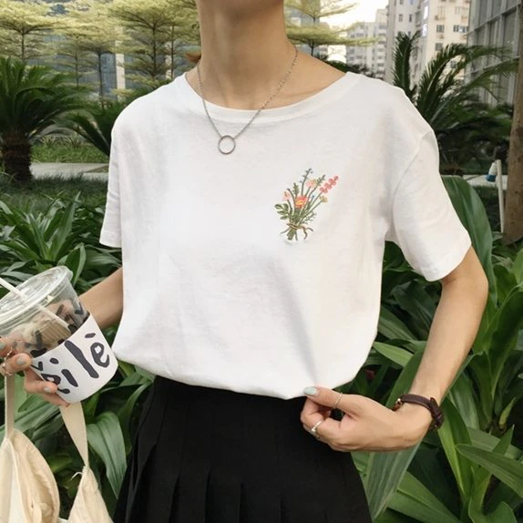 Bouquet Embroidered Tee