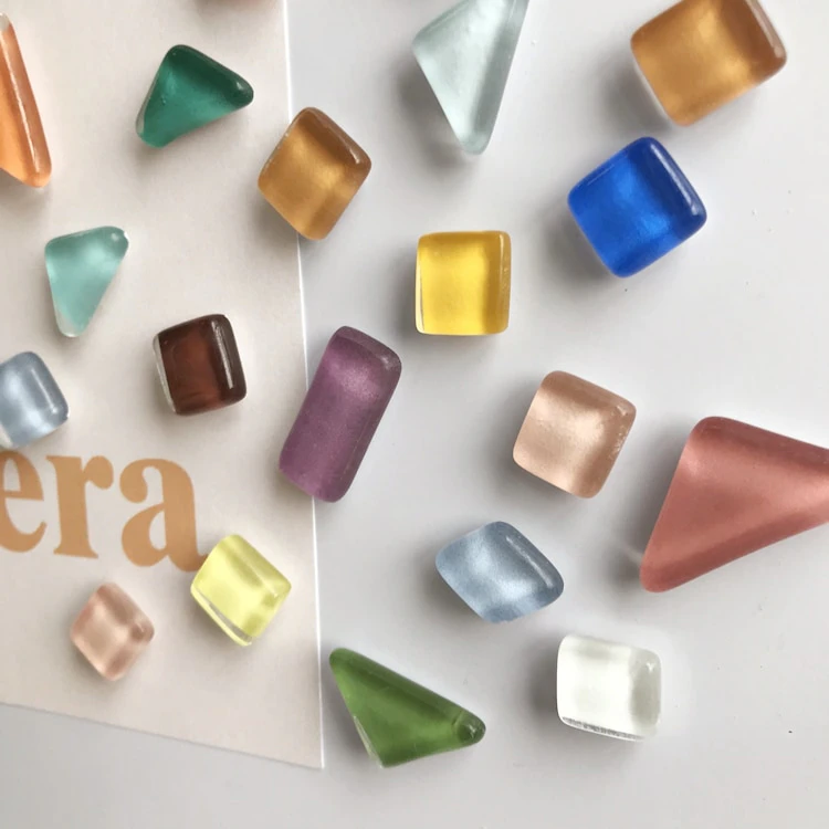 Irregular Glass Magnets