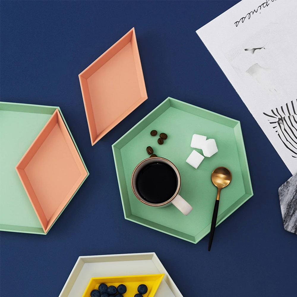 Geometric Trays