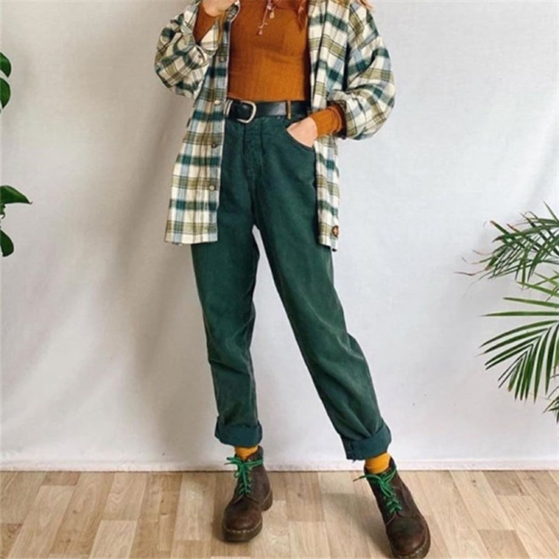 Womens Tapered Color Jeans