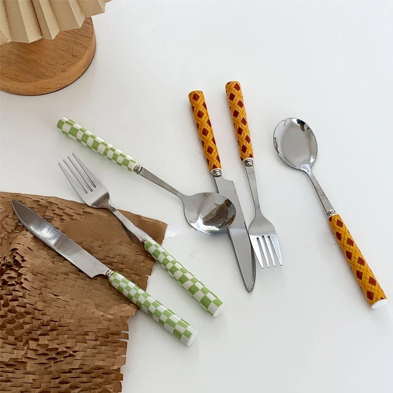 Patterned Cutlery Set