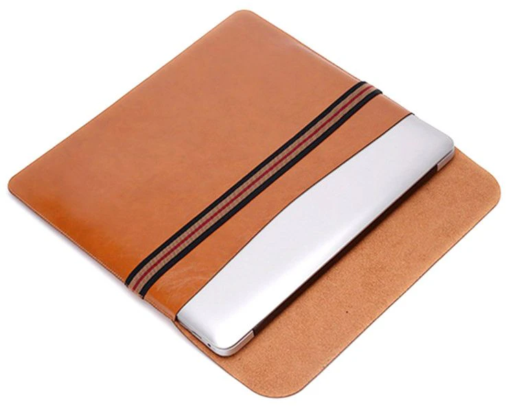 Minimal Leather Flap Laptop Sleeve