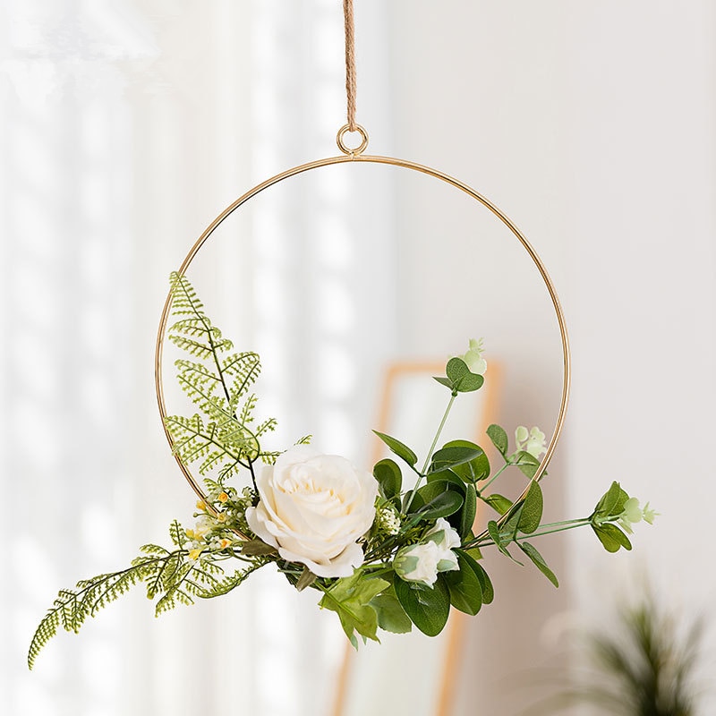 DIY Metal Garland Hanging