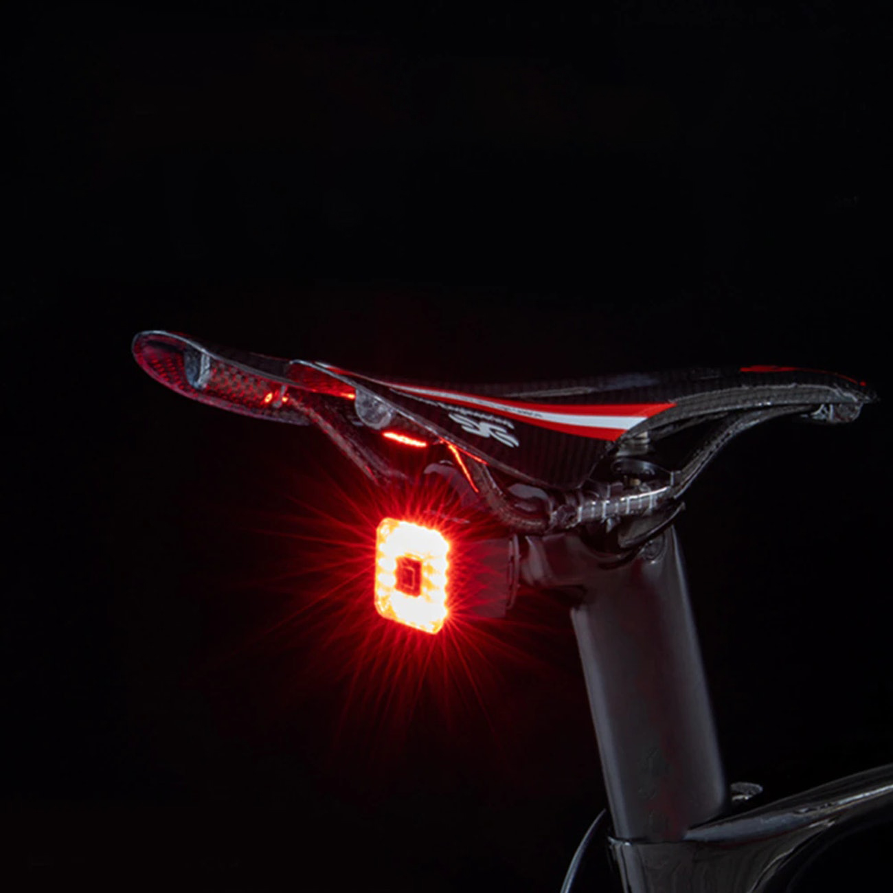 smart-sensor-bike-tail-light-Cgx9jUyw7y22Sb8pr1eY.jpg