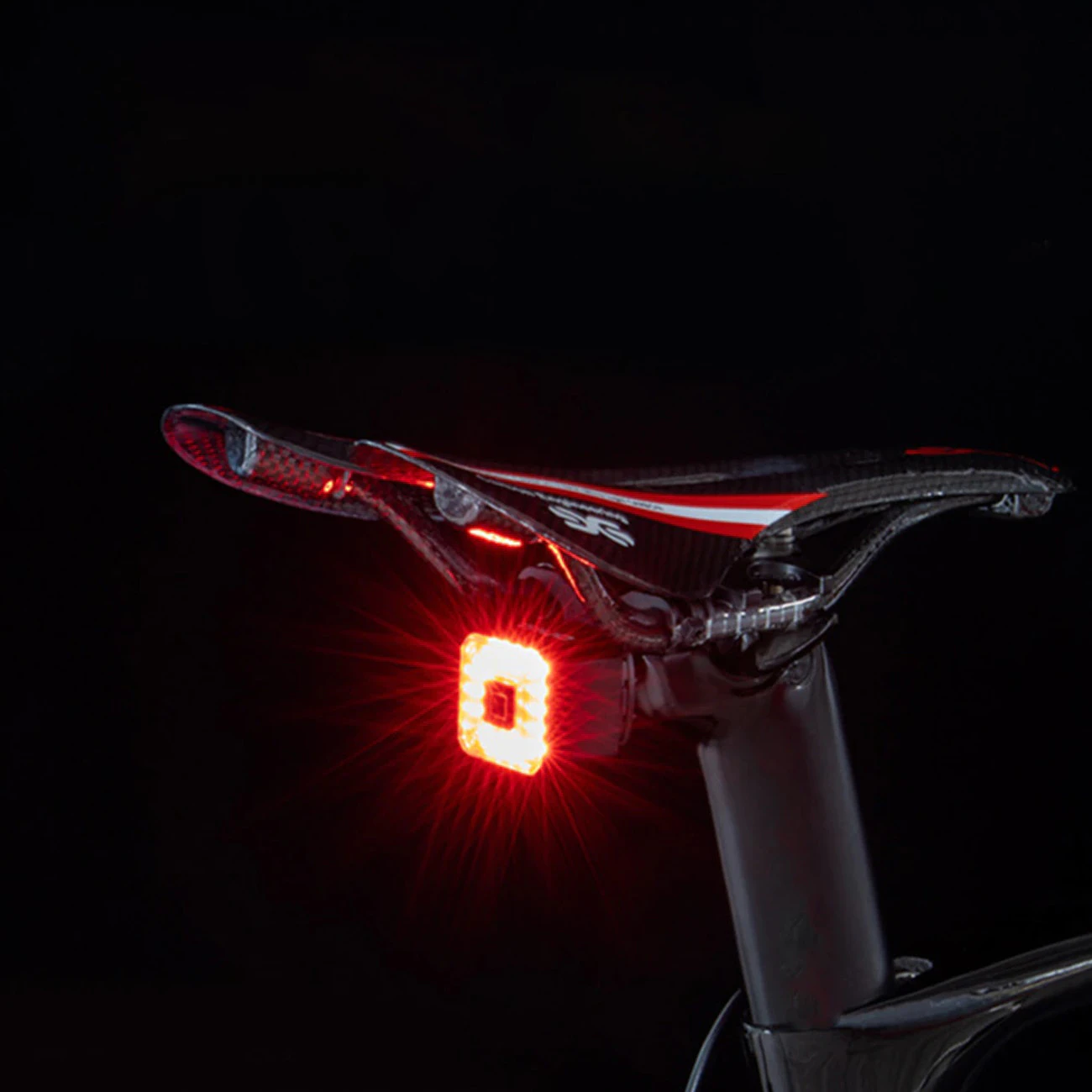 smart-sensor-bike-tail-light-Cgx9jUyw7y22Sb8pr1eY.jpg
