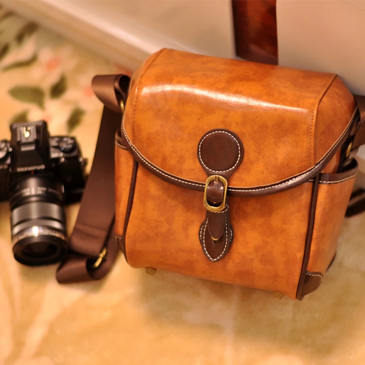 Leather Vintage Style Camera Bag
