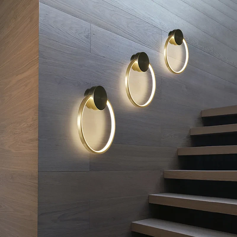 Brass Ring Feature Light