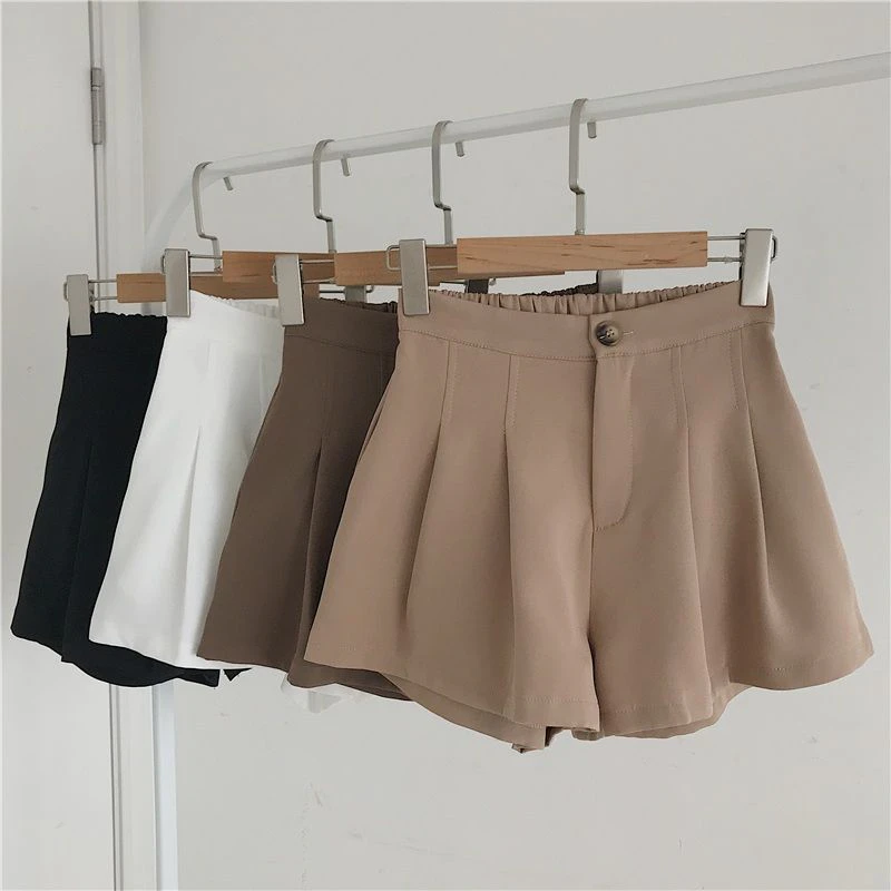 Autumn Pleated Shorts