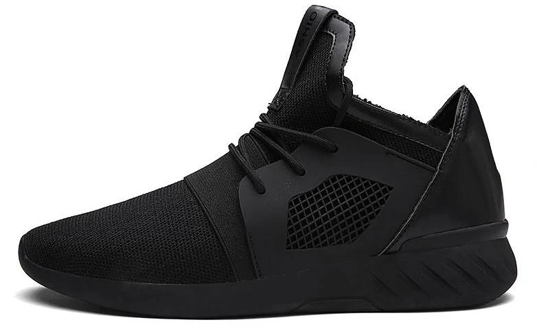 Mesh Mens Blackout Trainers