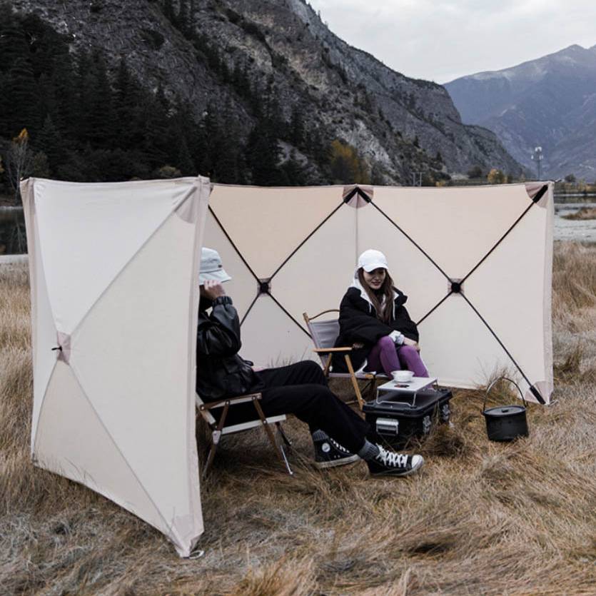 Outdoor Windshield Shelter