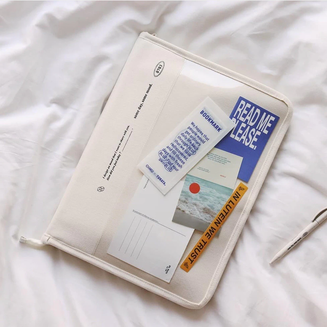 Compendium Style Tablet Case