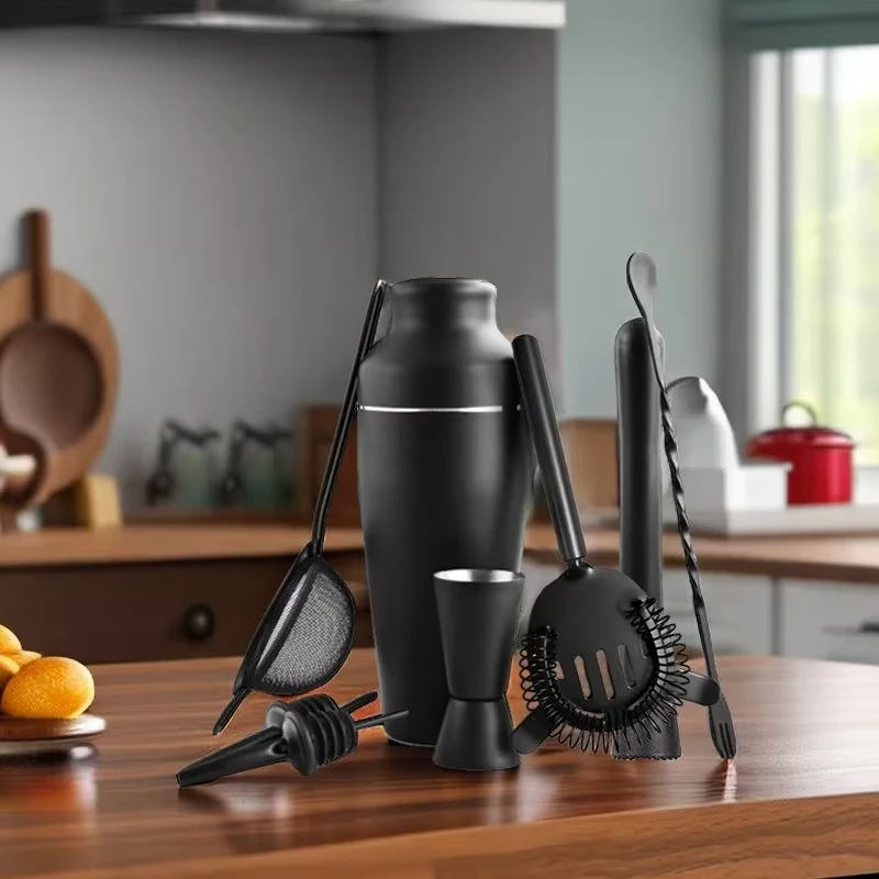 Black Cocktail Set