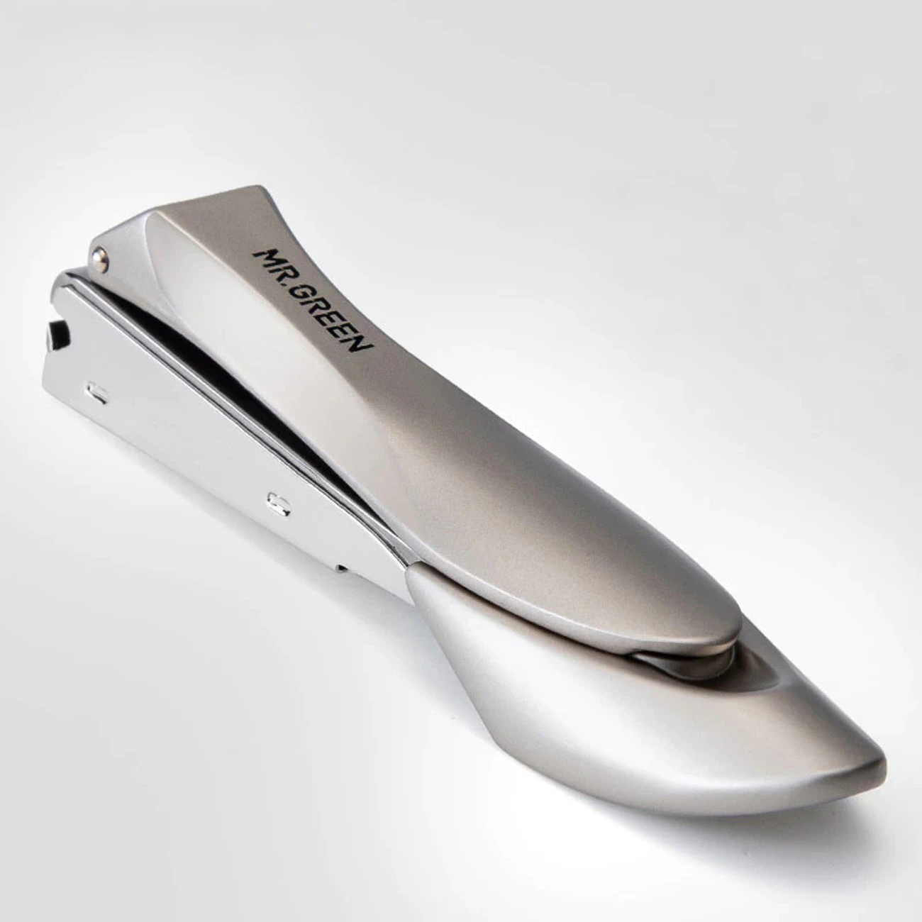 mr-green-luxe-nail-clippers-Jo9deFSlDFA5Si9CozqS.jpg