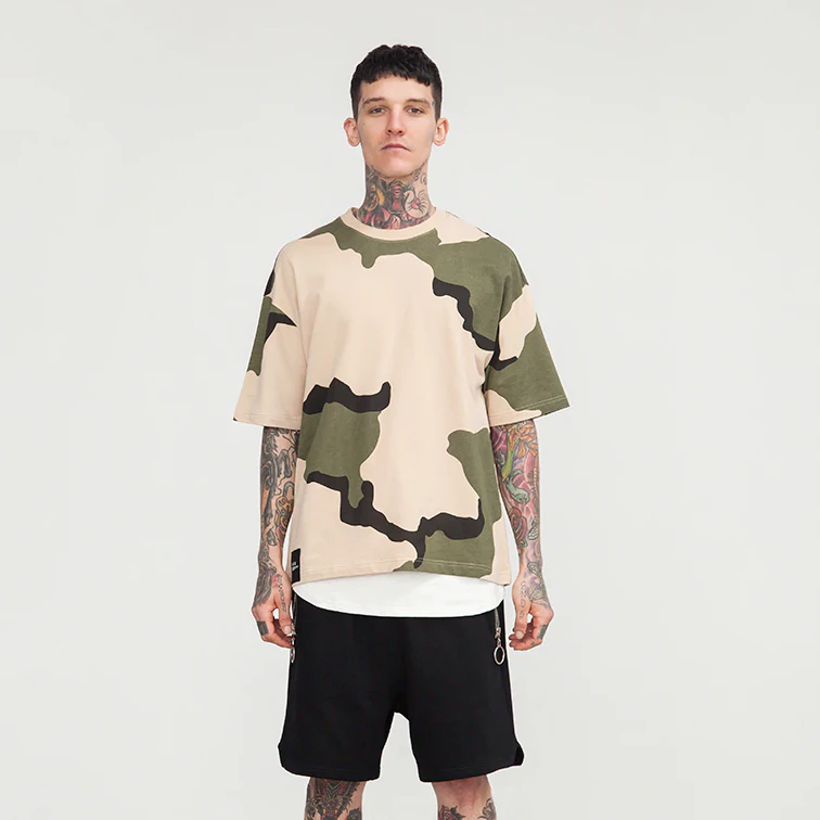 Oversize Camo Tee