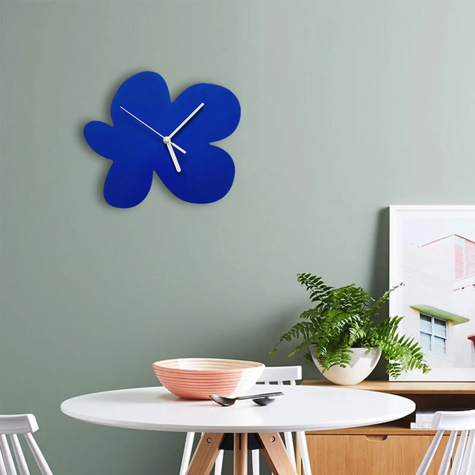 Minimal Blue Flower Clock