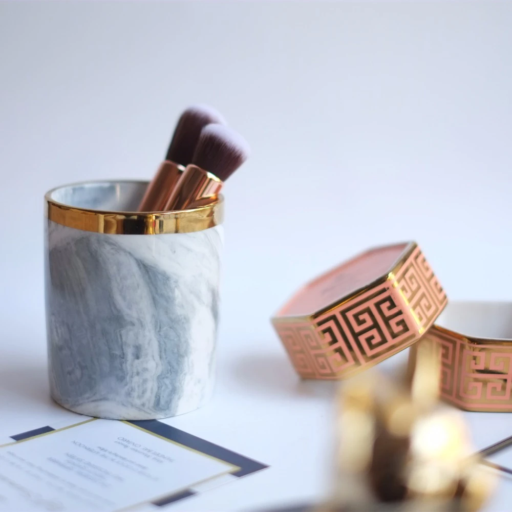 Gold Top Marble Pot