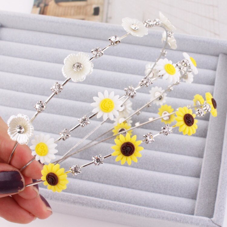 Thin Daisy Headband