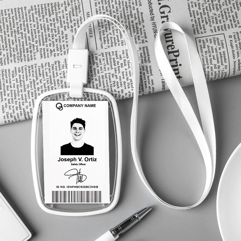 Minimalist Border ID Card Lanyard