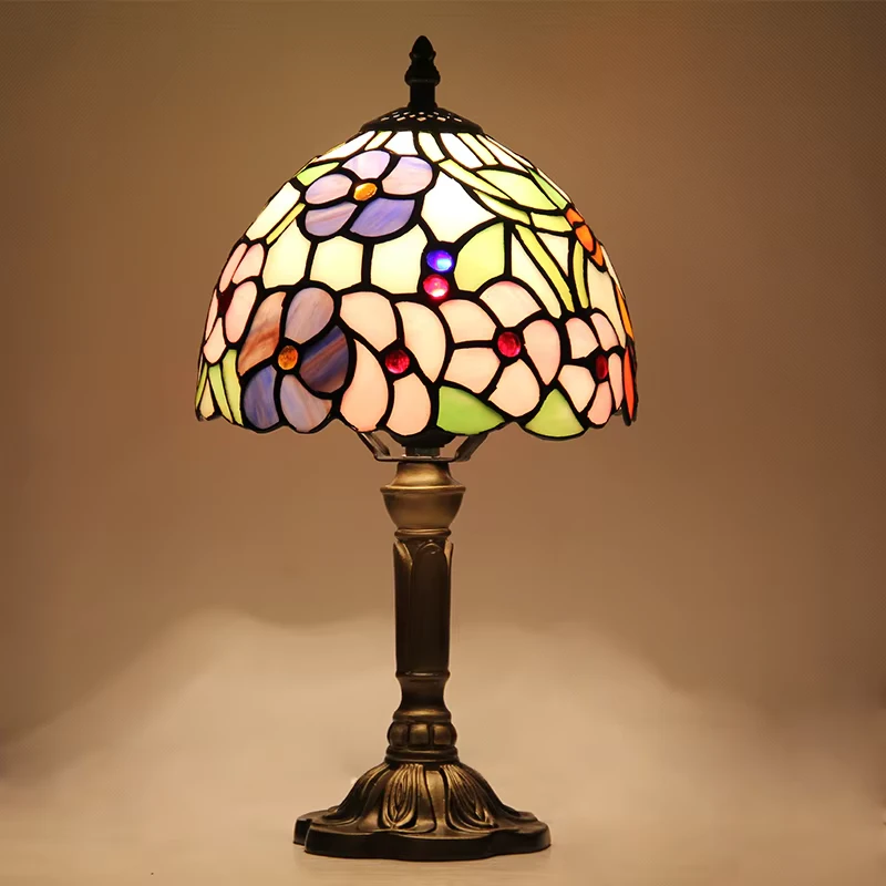 Retro Tiffany Table Lamp
