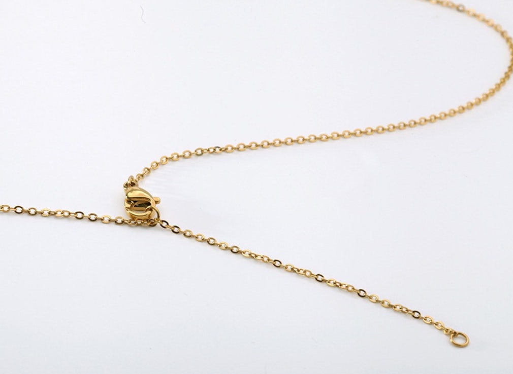mini-letters-gold-necklace-TI5QHwNpxQpcw5CTHfPz.jpg