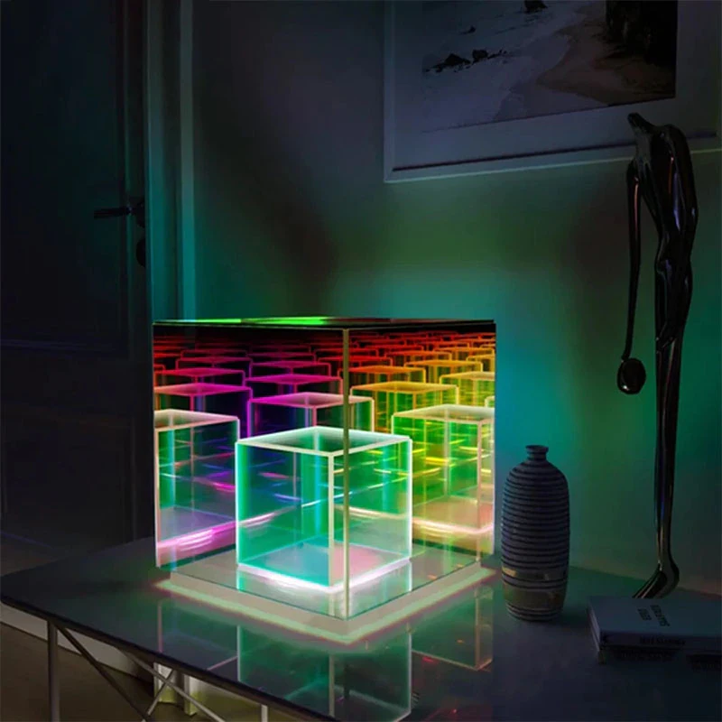 Geometric Prismatic Lamp