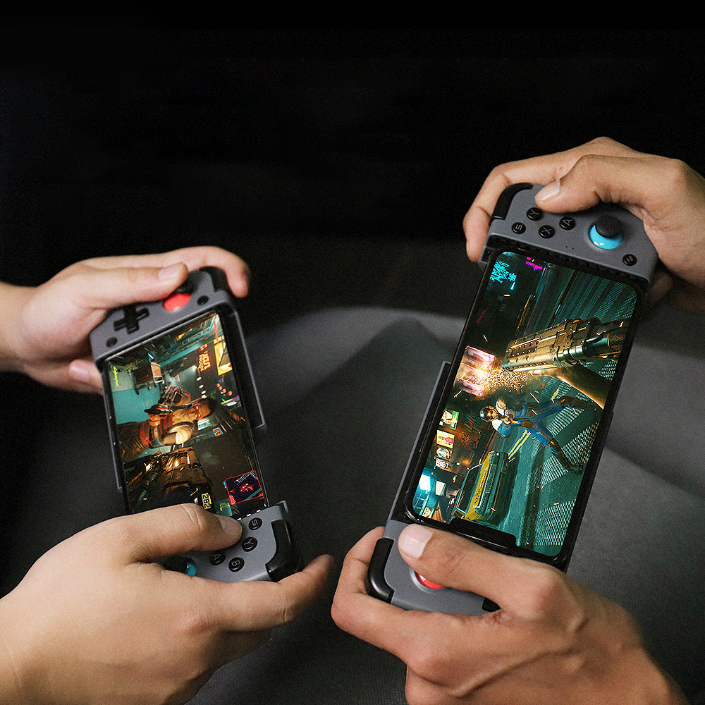 Smartphone Clip In Gaming Controller