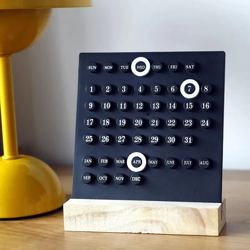 Wooden Desktop Calendar