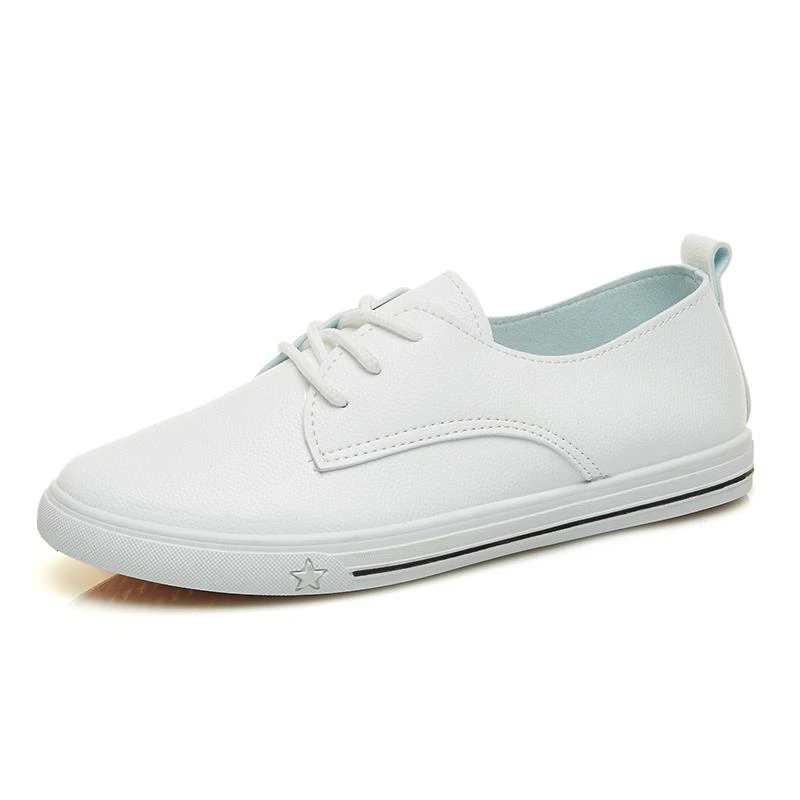Classic Leather Low Sneakers