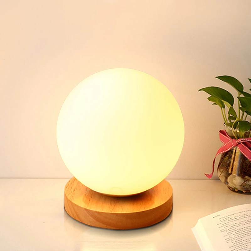 Globe Wood Lamp