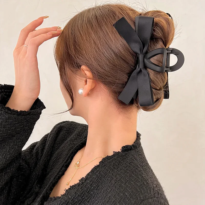Elegant Bow Hair Clip