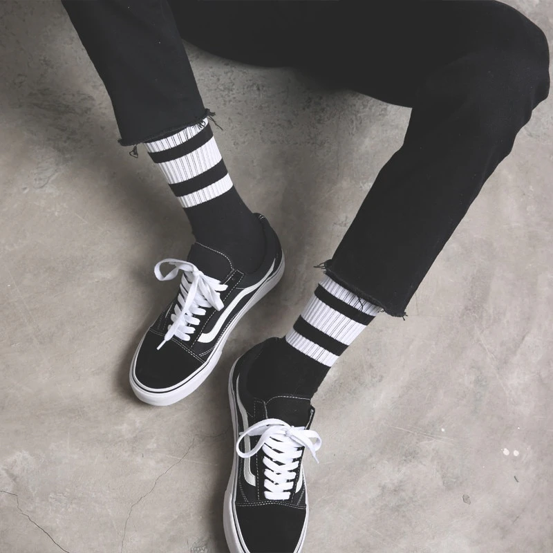 Striped Ribbed Casual Socks
