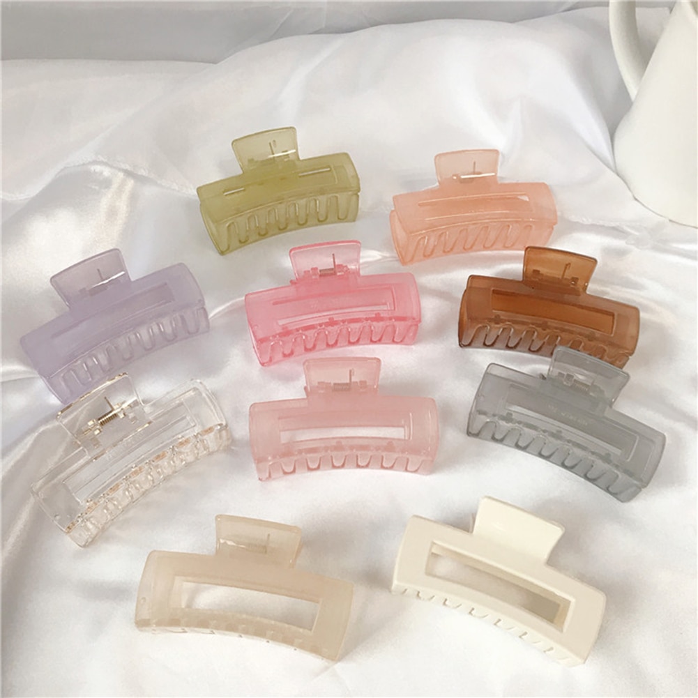 Basics Retro Claw Hair Clip