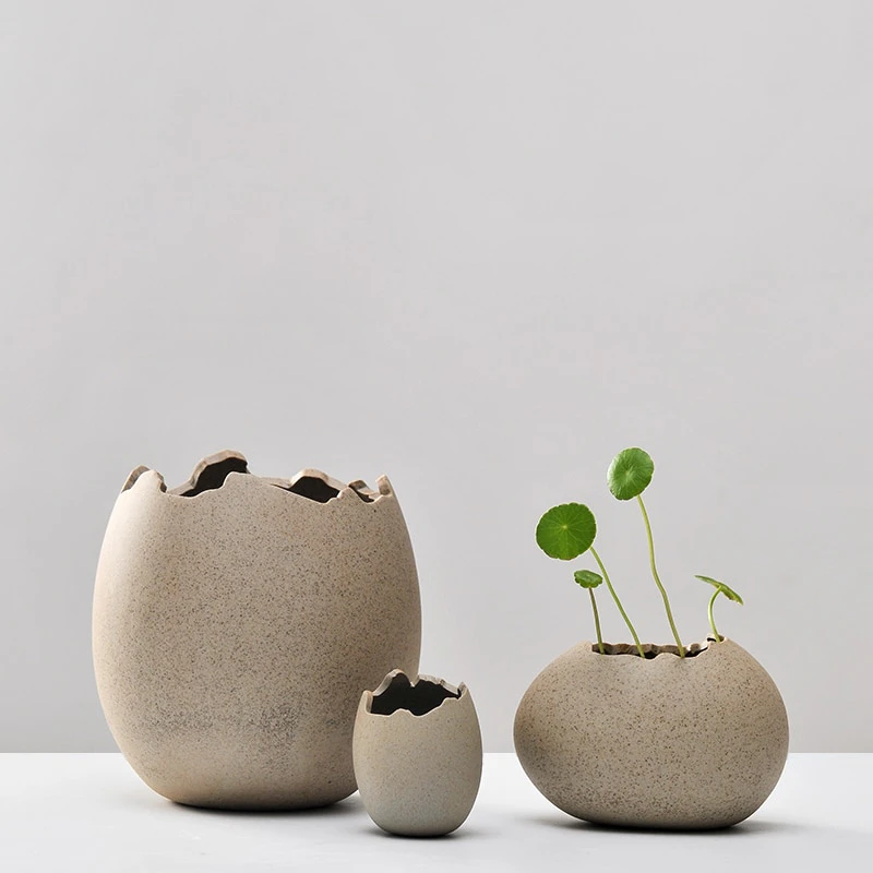 Eggshell Coarse Ceramic Vase