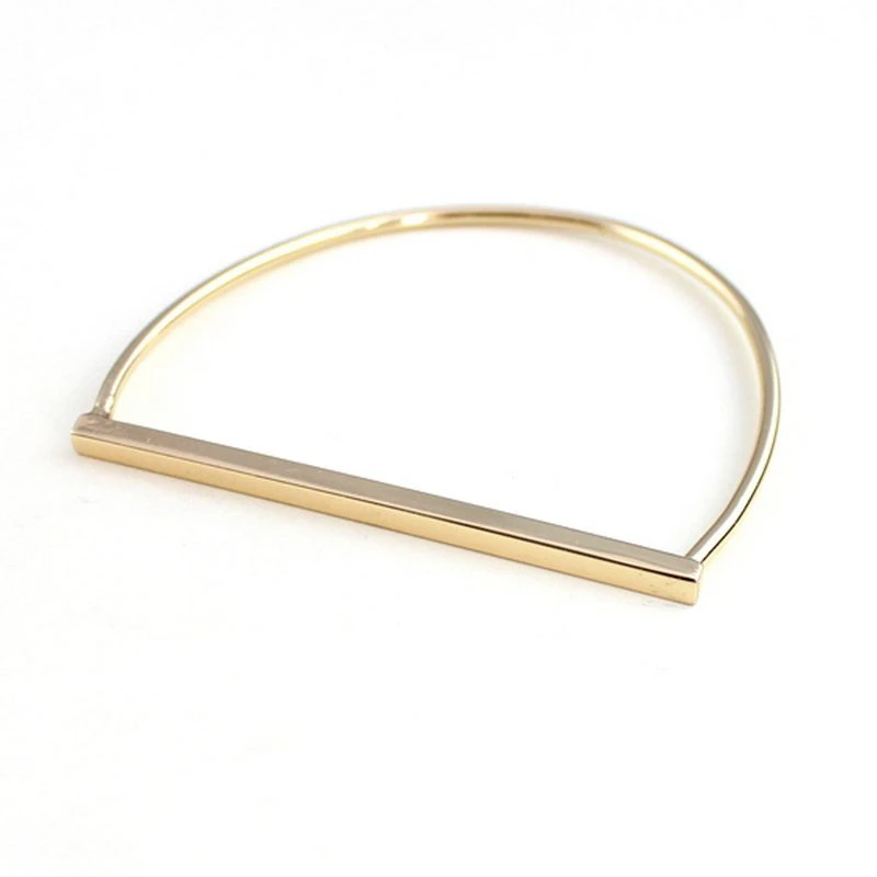 Minimal Gold Horseshoe Bangle