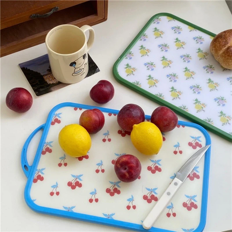Retro Floral Cutting Board