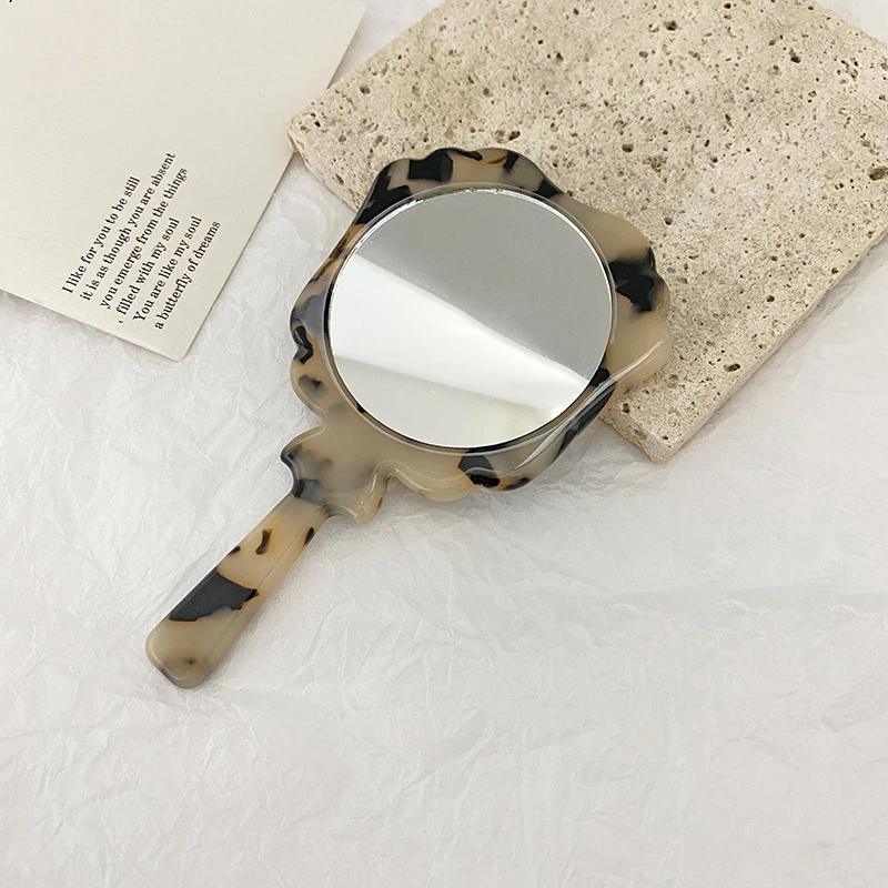 Handheld Mirror