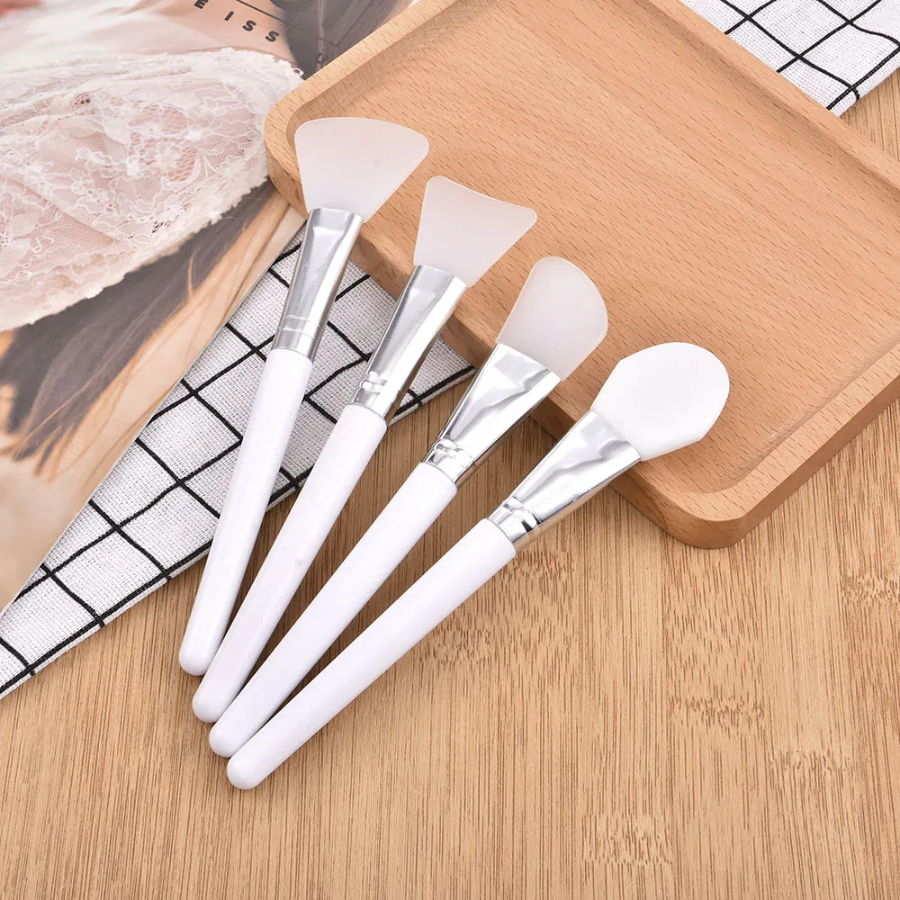 Facial Mask Brush Set