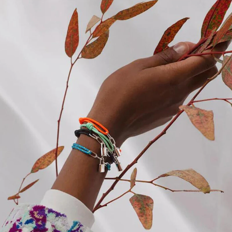 Paracord Lock Bracelet