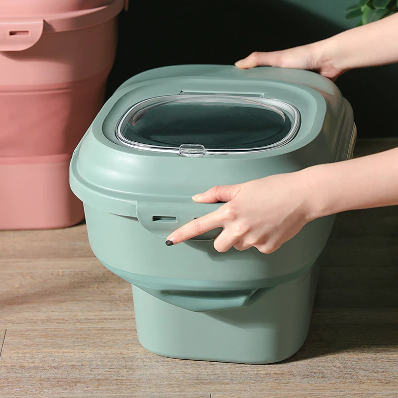 Pet Food Storage Bucket