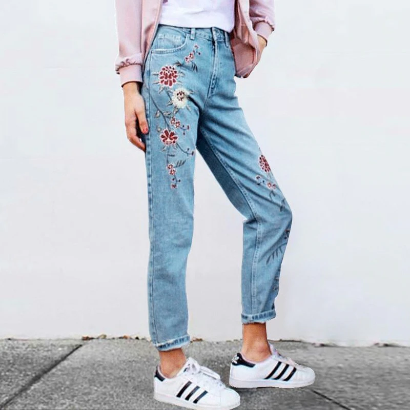 Flower Embroidered Wash Jeans